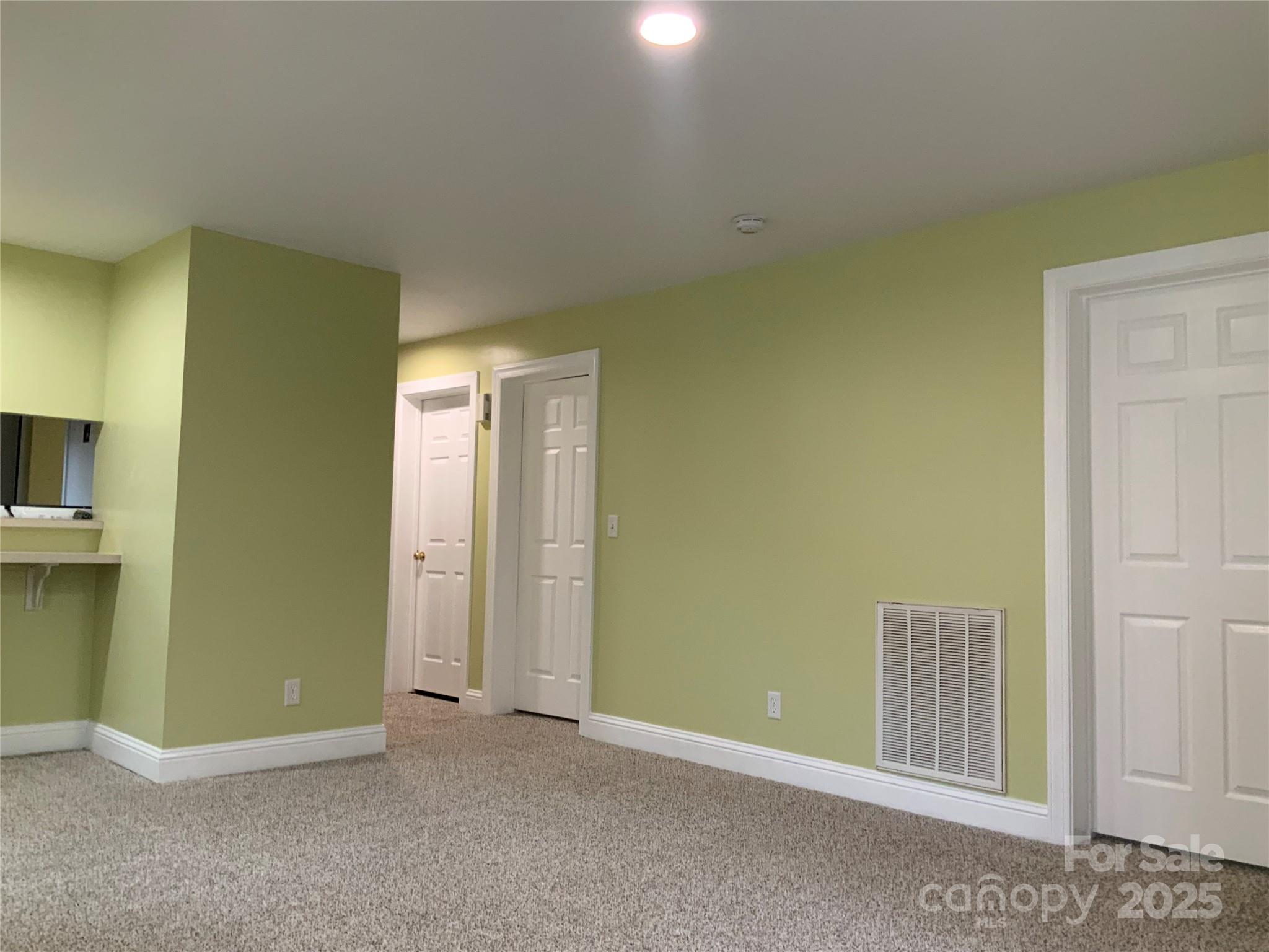 7 Chapel Park Place Asheville NC 28803