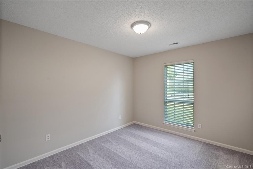 2401 Oak Leigh Drive Charlotte NC 28262