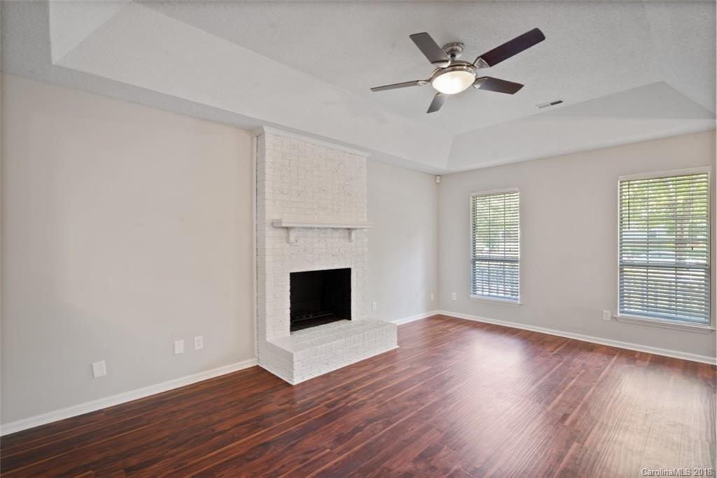 2401 Oak Leigh Drive Charlotte NC 28262