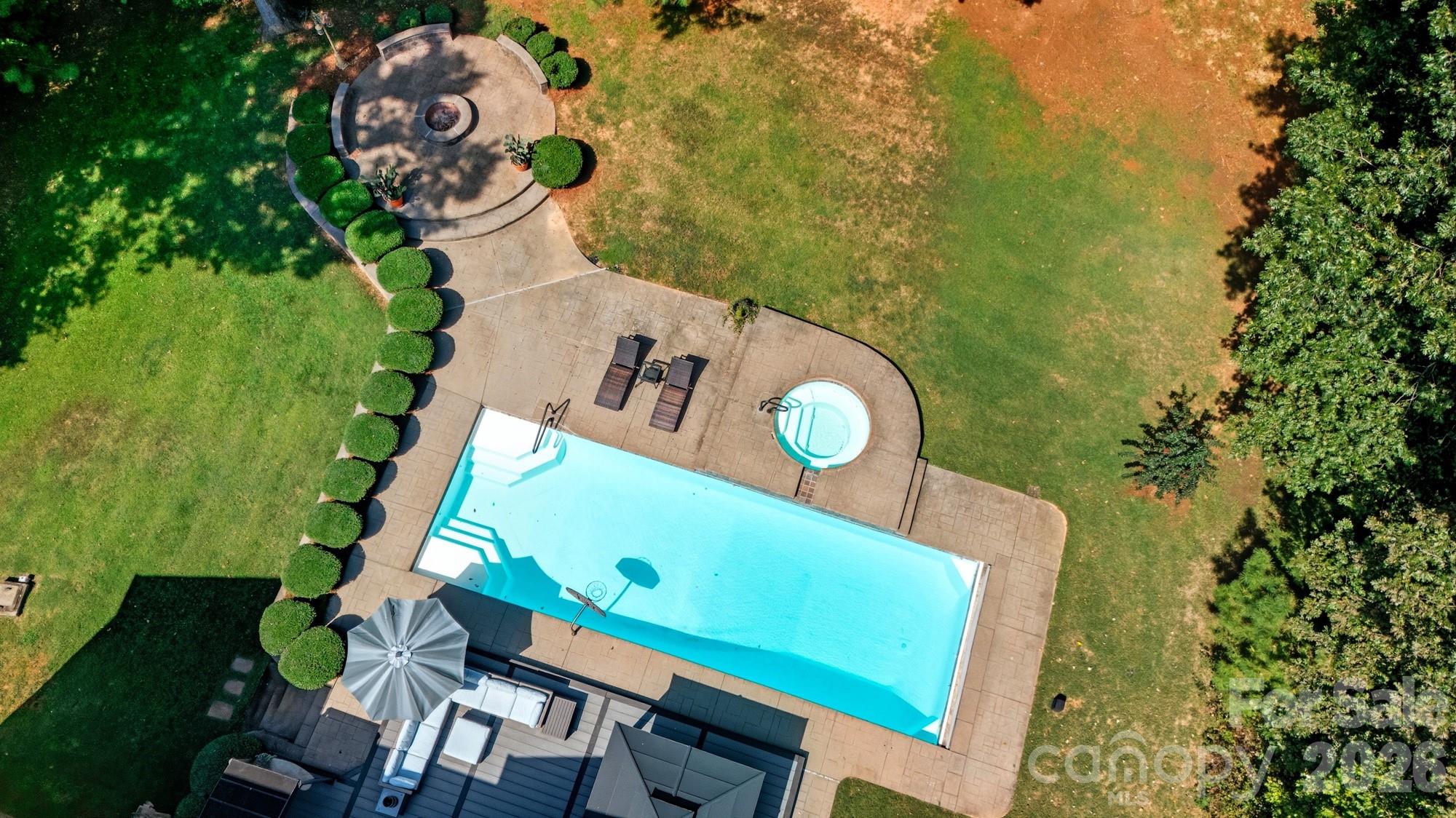 1300 Longleaf Court Matthews NC 28104