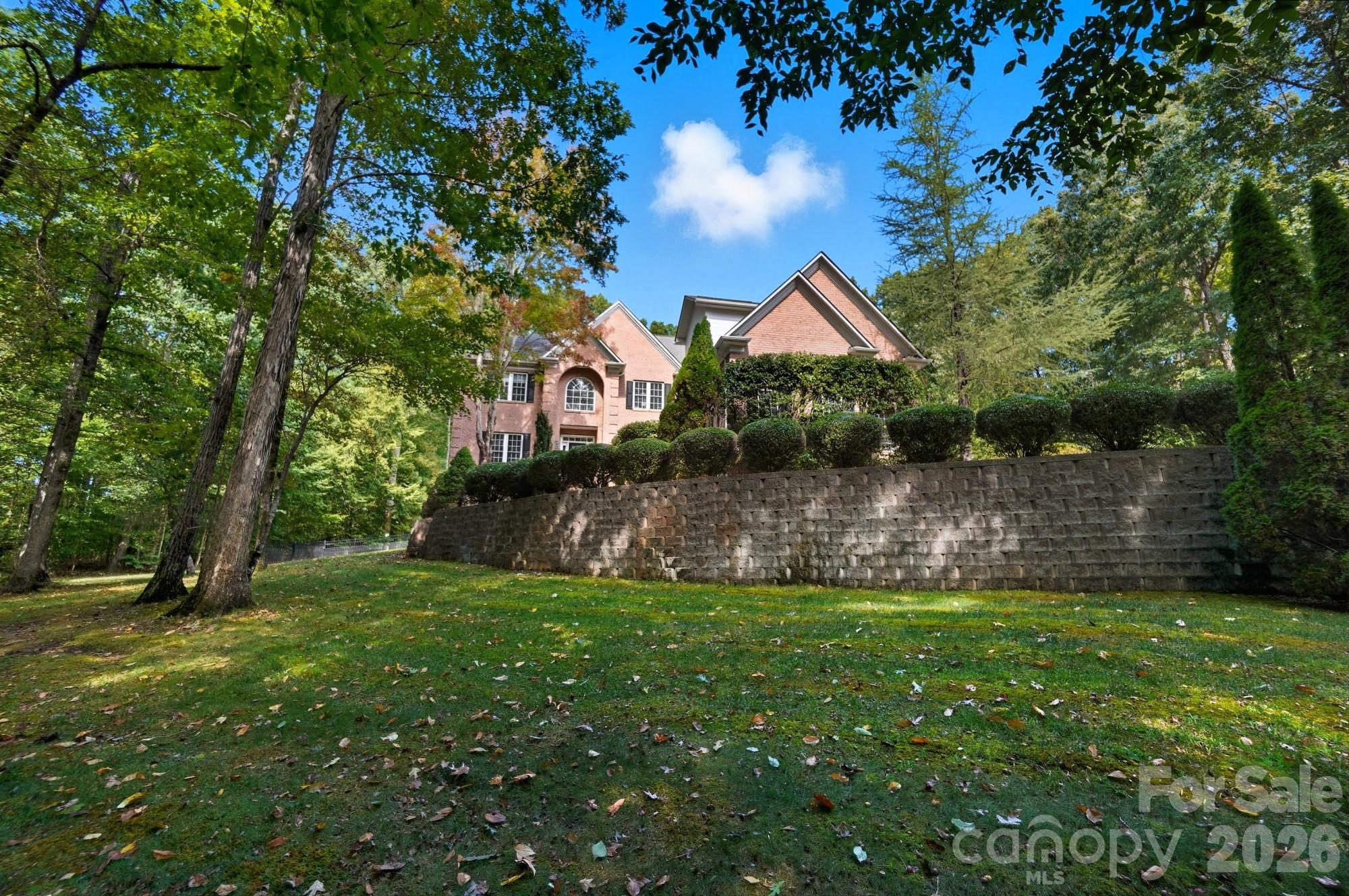 1300 Longleaf Court Matthews NC 28104
