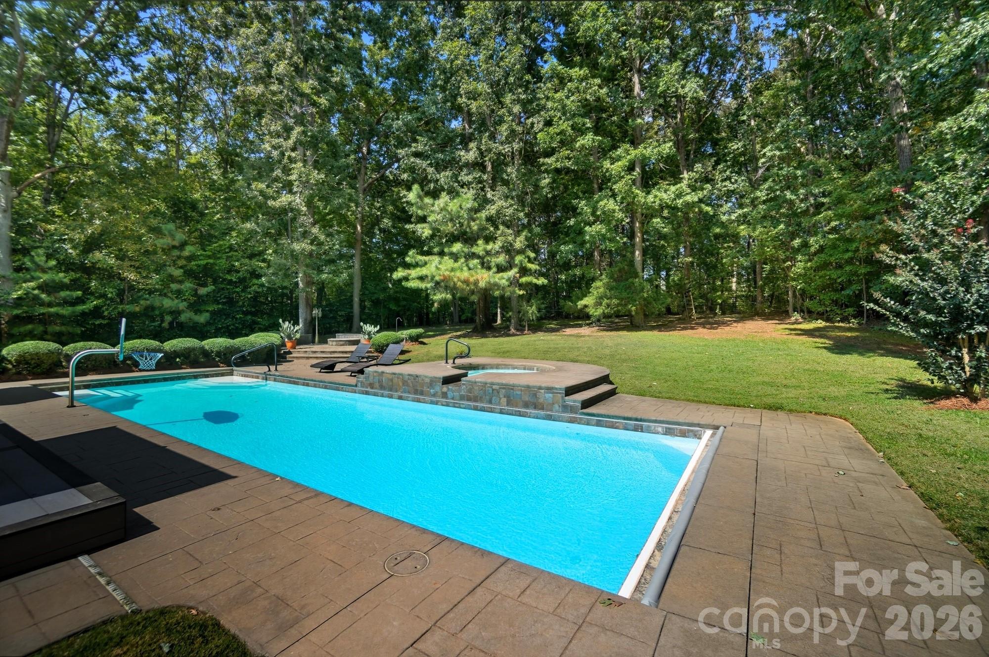 1300 Longleaf Court Matthews NC 28104