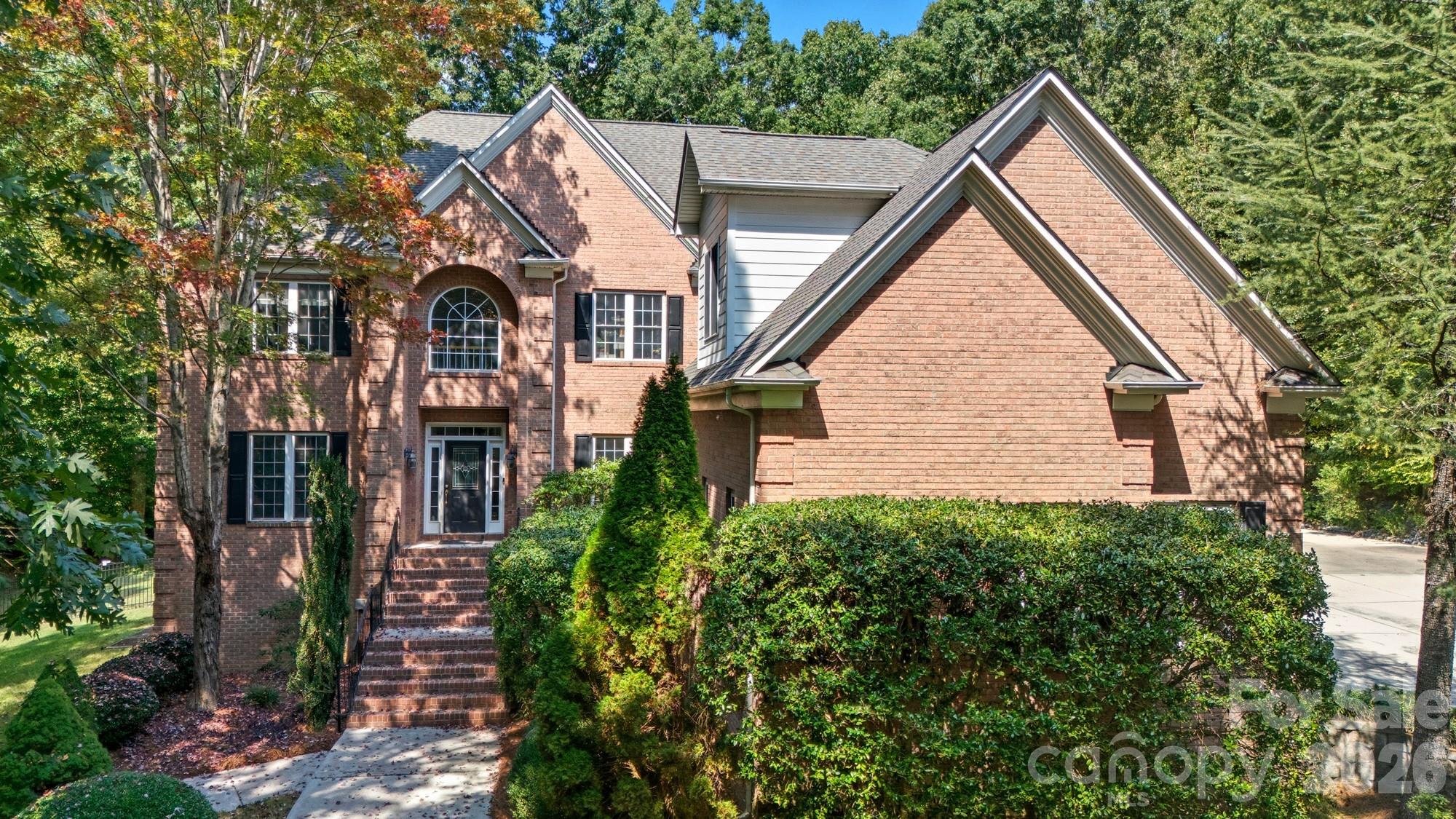 1300 Longleaf Court Matthews NC 28104
