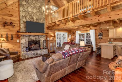 45 Ginger Lane Waynesville NC 28785