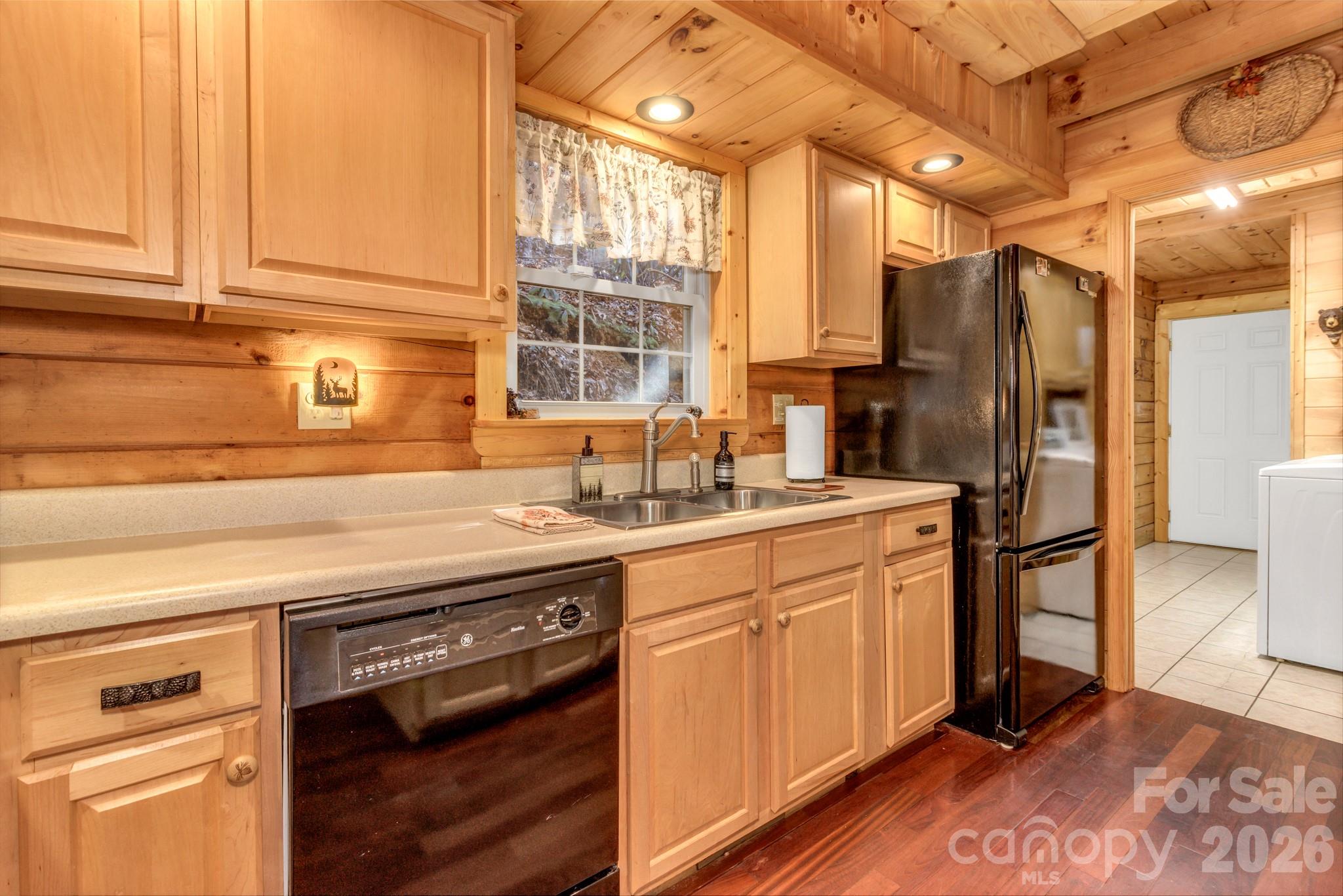 45 Ginger Lane Waynesville NC 28785