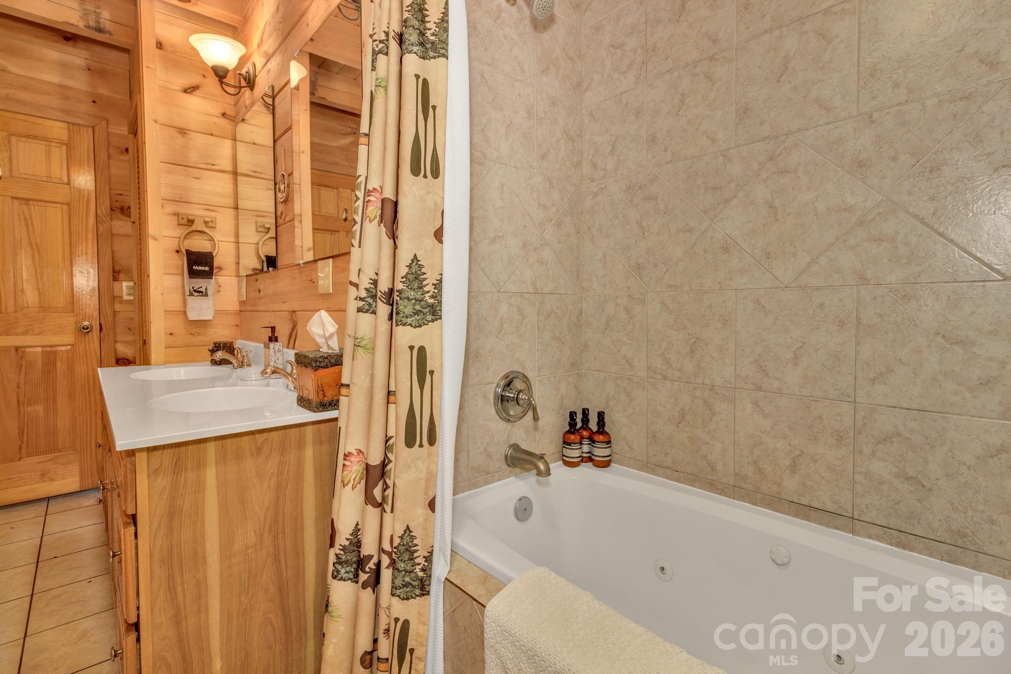 45 Ginger Lane Waynesville NC 28785