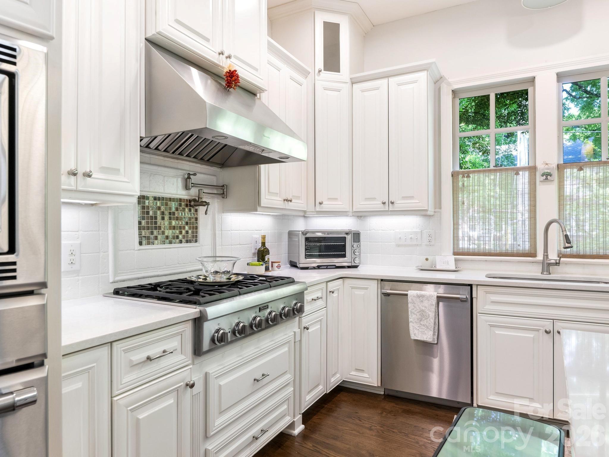 1232 Dilworth Crescent Row Charlotte NC 28203
