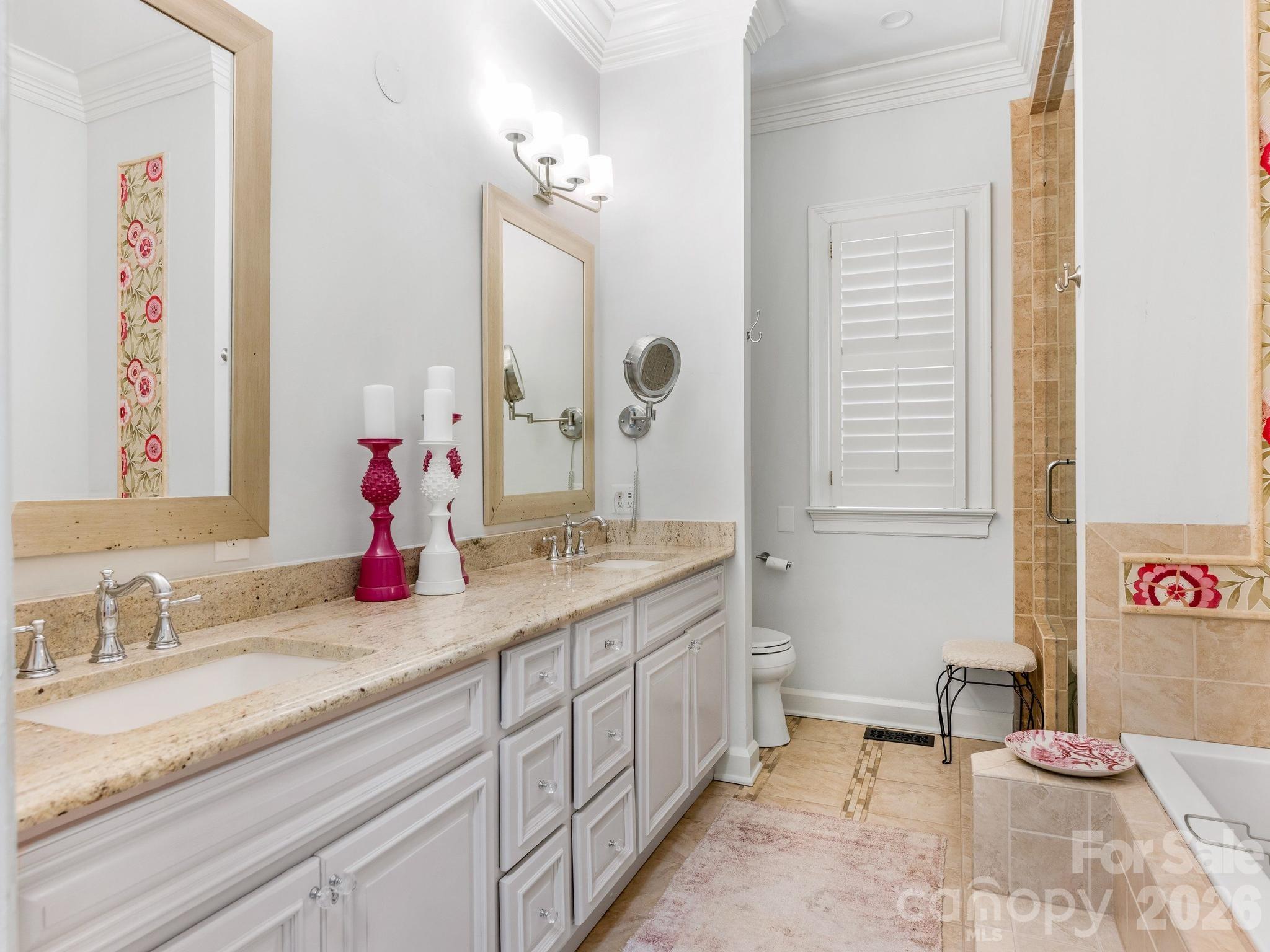 1232 Dilworth Crescent Row Charlotte NC 28203