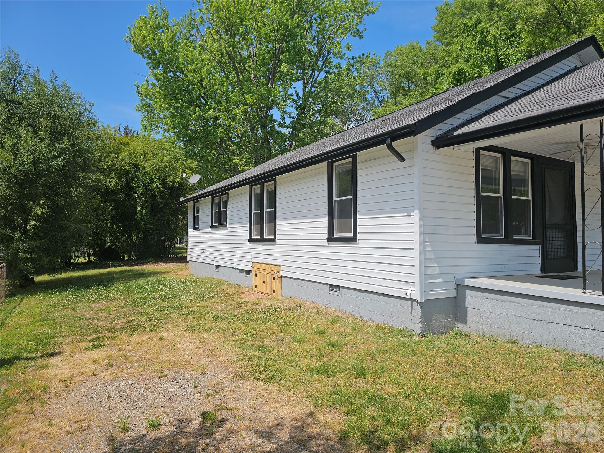 406 26th Street SW Hickory NC 28602