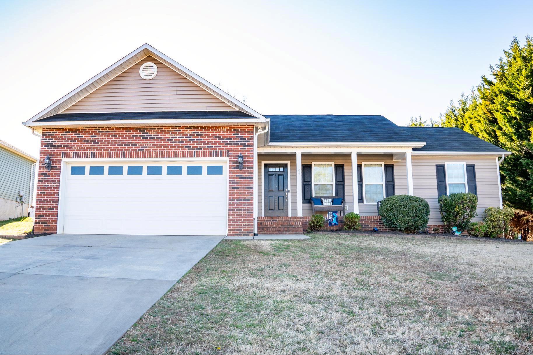 217 Pine Meadows Circle Hickory NC 28601