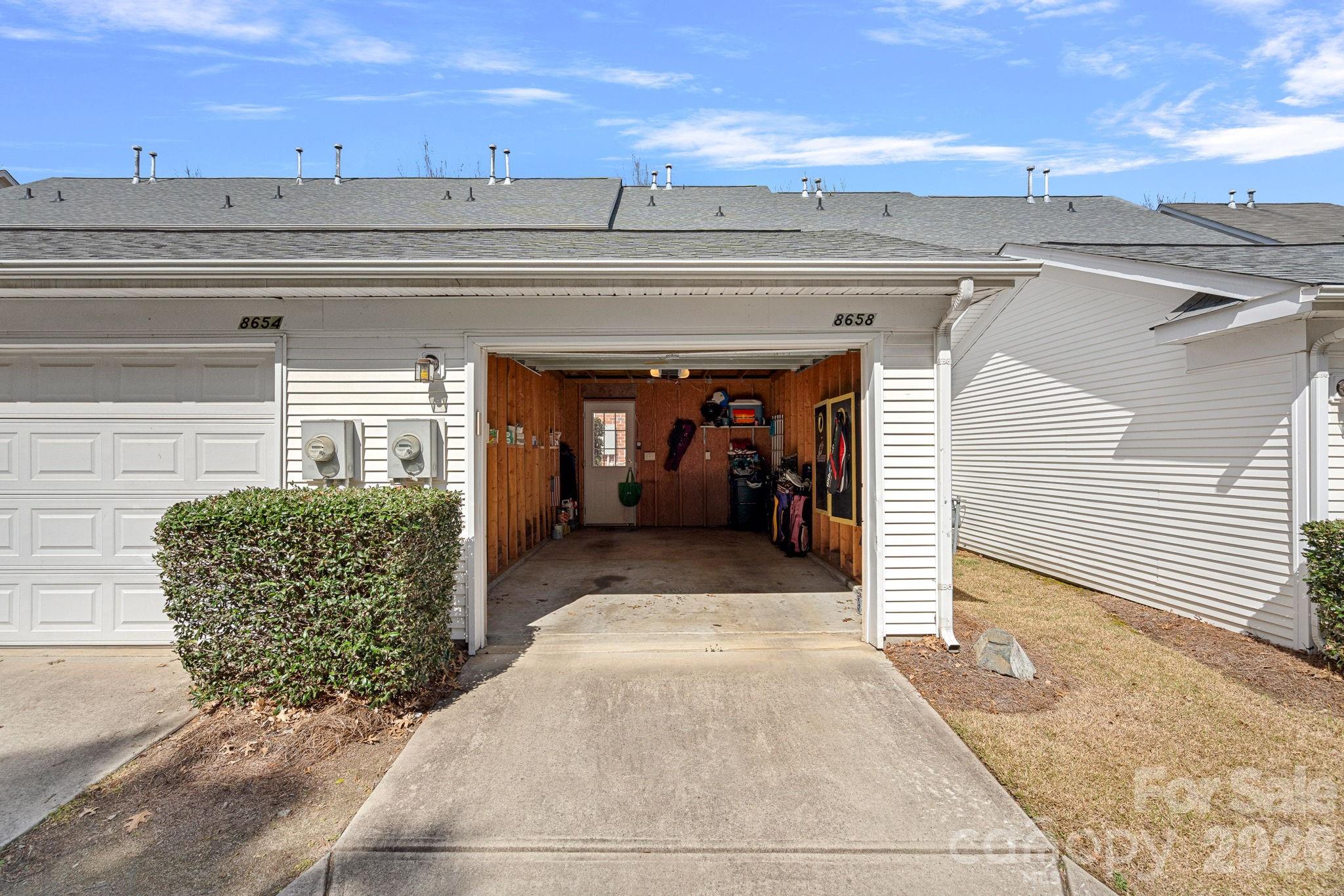 8658 Beaver Creek Drive Charlotte NC 28269