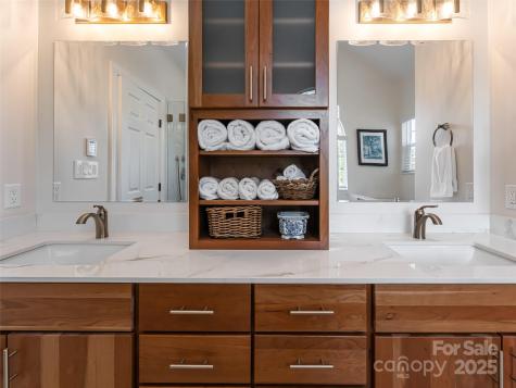 102 Silverrod Lane Asheville NC 28803