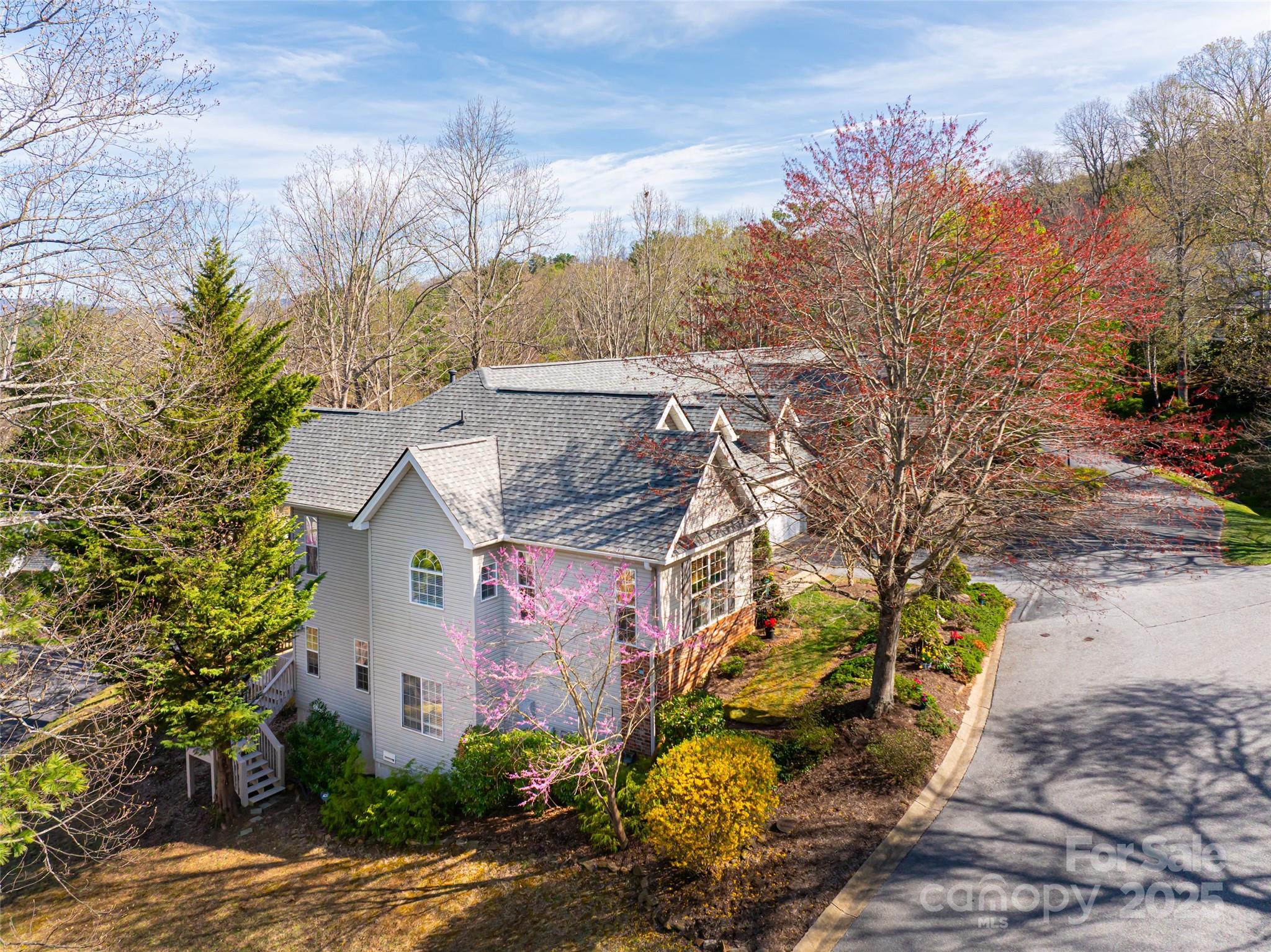 102 Silverrod Lane Asheville NC 28803