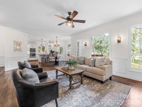 5619 Mountain Point Lane Charlotte NC 28216