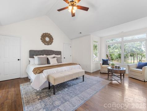 5619 Mountain Point Lane Charlotte NC 28216