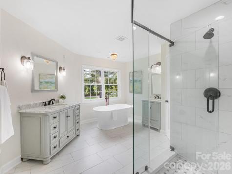 5619 Mountain Point Lane Charlotte NC 28216