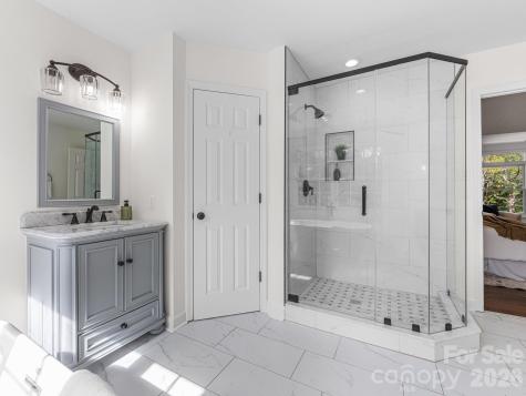 5619 Mountain Point Lane Charlotte NC 28216