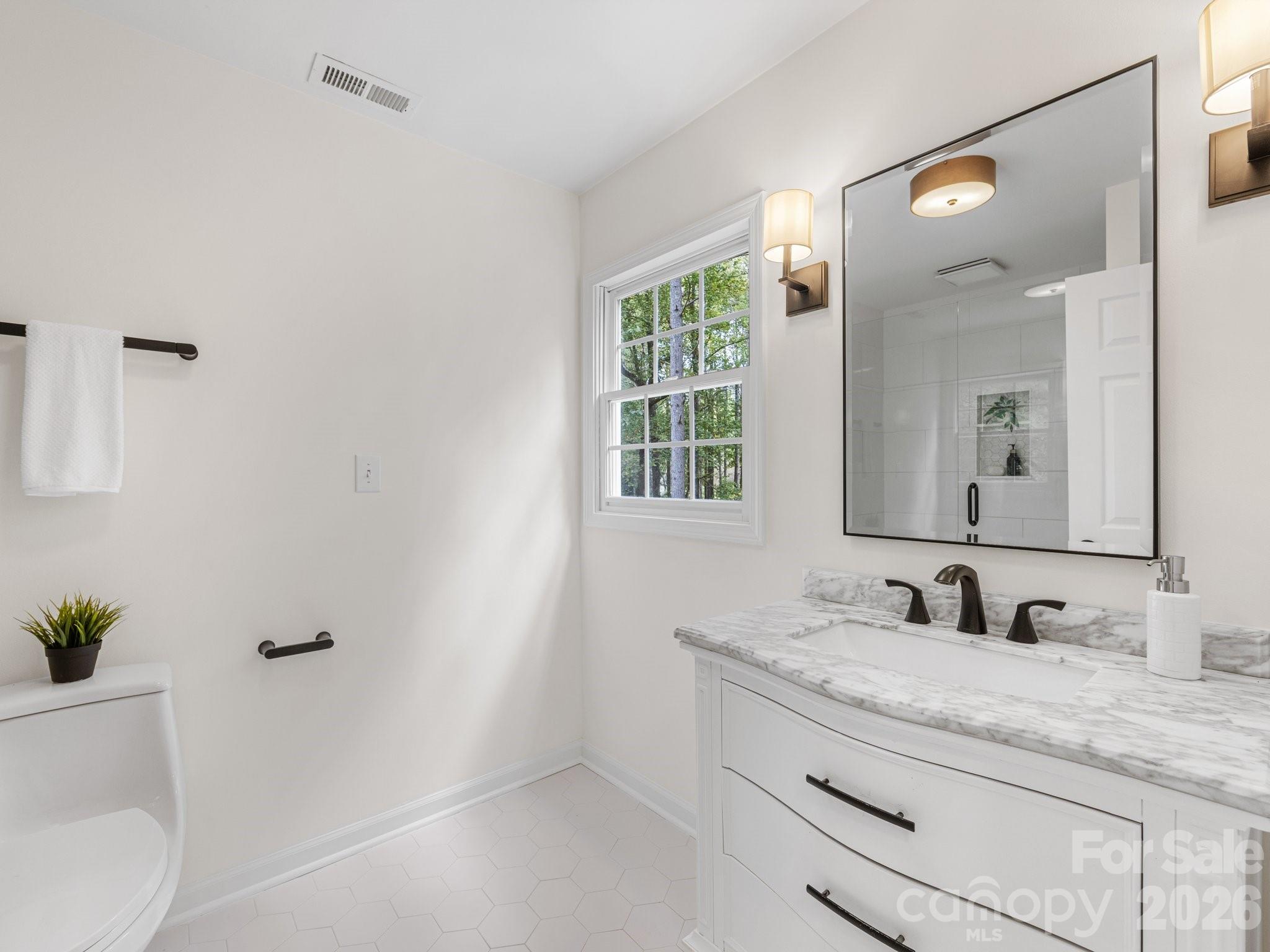 5619 Mountain Point Lane Charlotte NC 28216