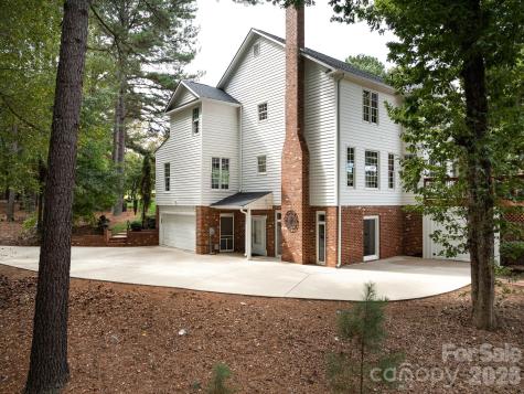 5619 Mountain Point Lane Charlotte NC 28216