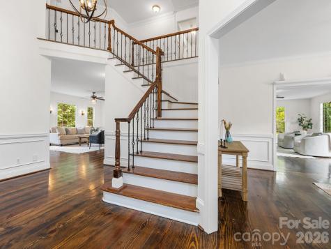 5619 Mountain Point Lane Charlotte NC 28216