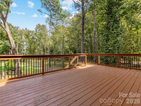 5619 Mountain Point Lane Charlotte NC 28216