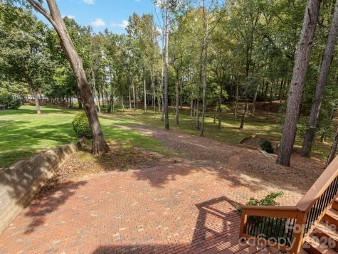 5619 Mountain Point Lane Charlotte NC 28216
