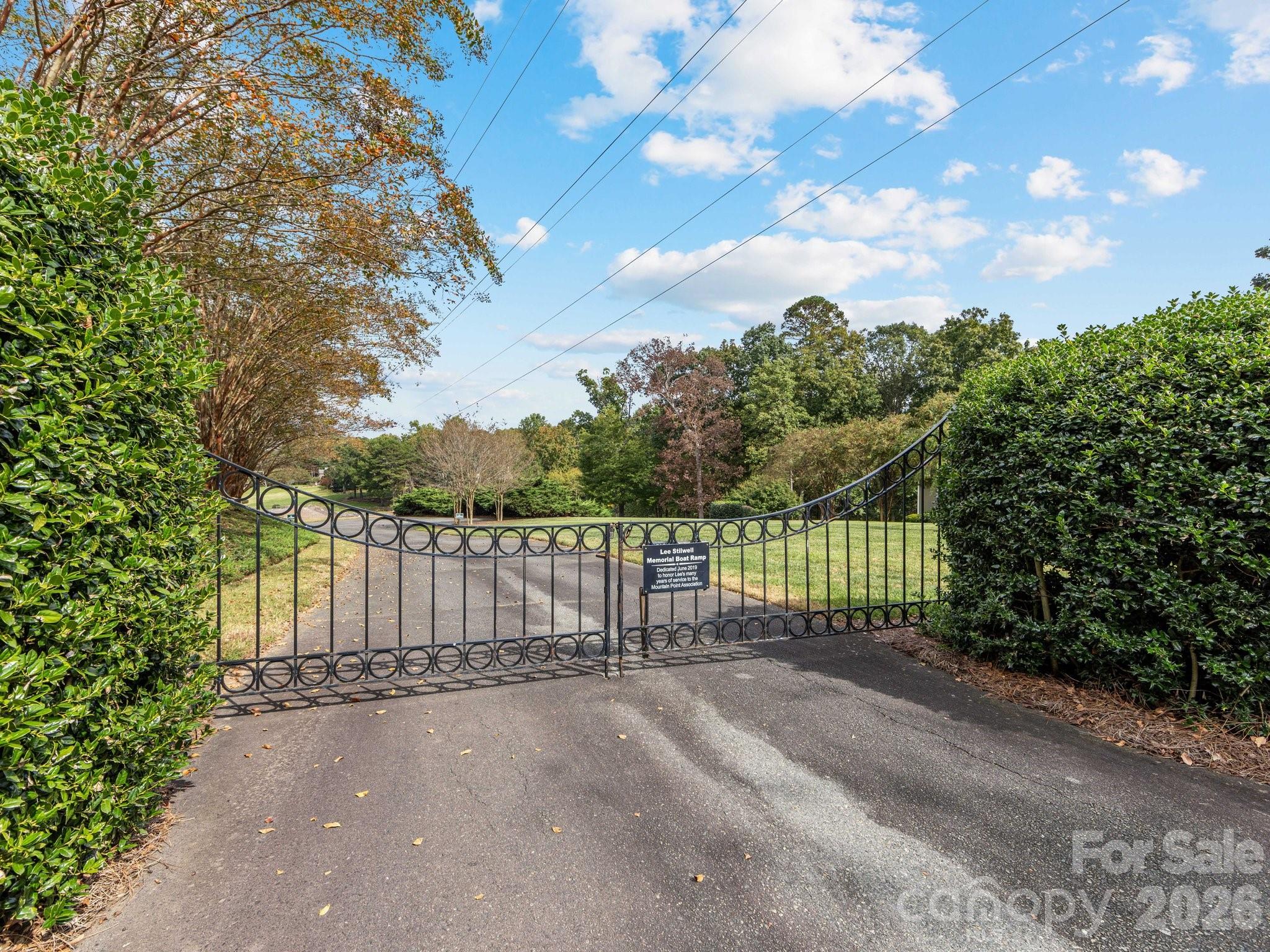 5619 Mountain Point Lane Charlotte NC 28216