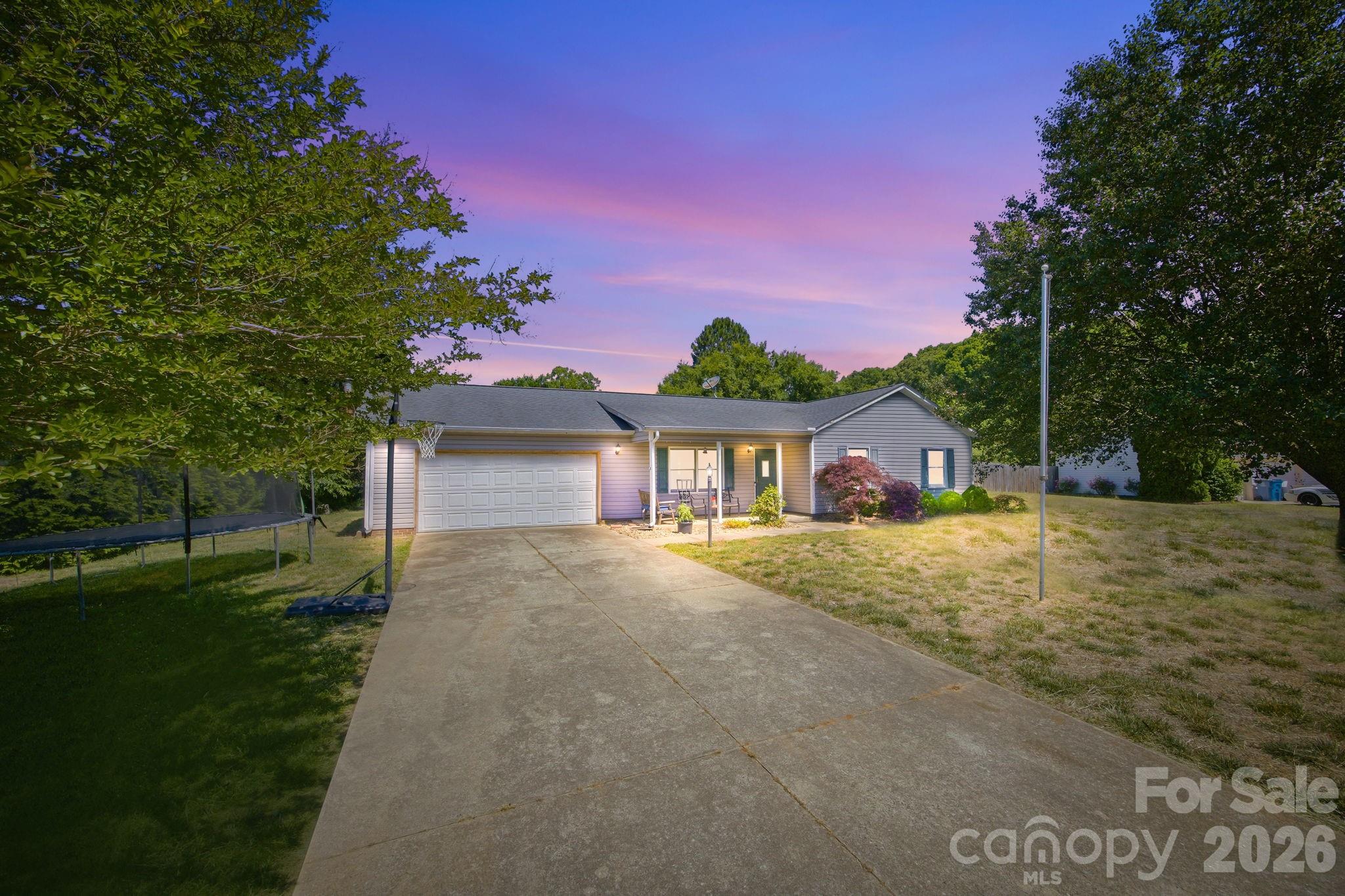 129 Salem Meadow Drive Statesville NC 28625