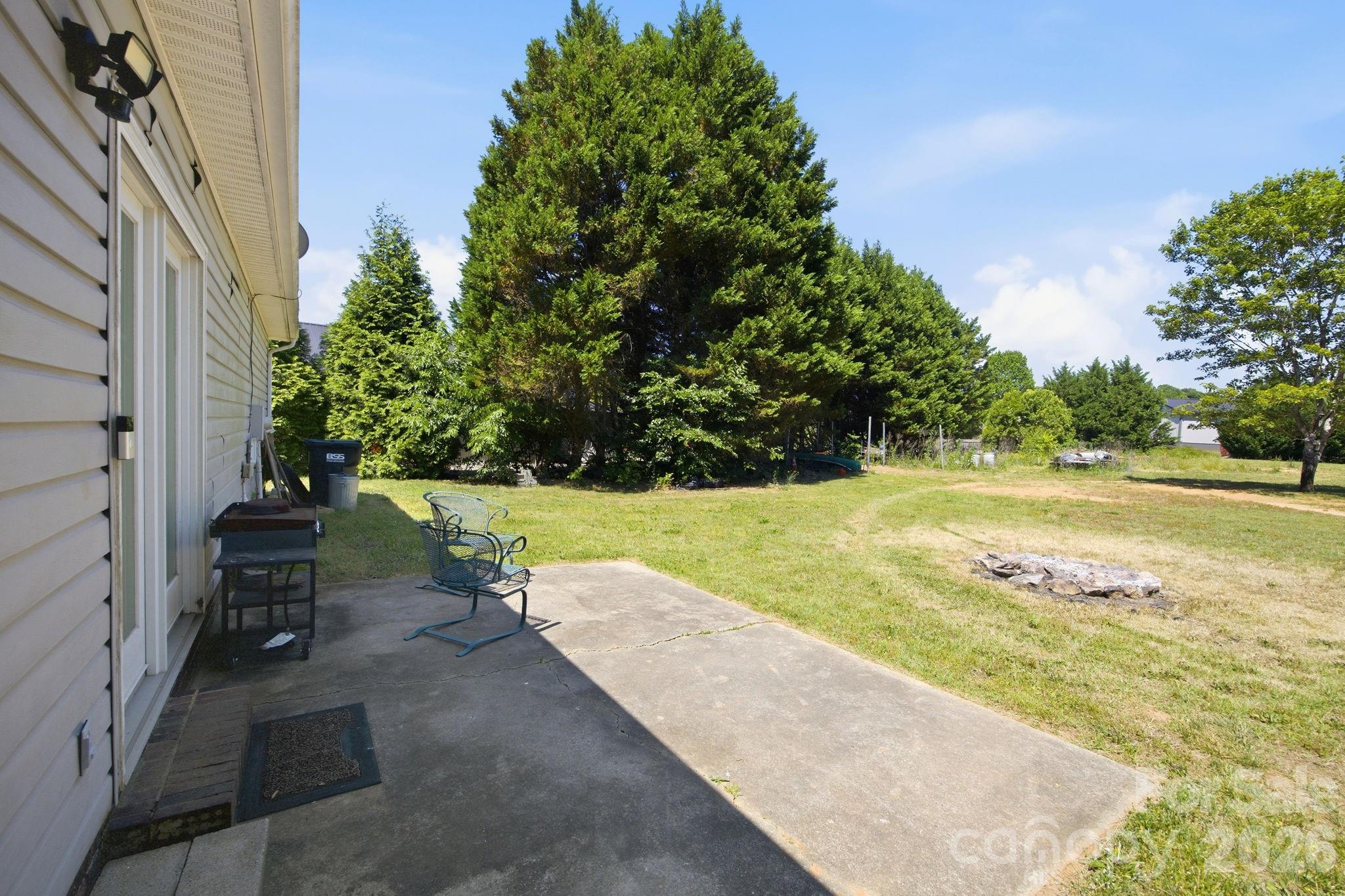 129 Salem Meadow Drive Statesville NC 28625