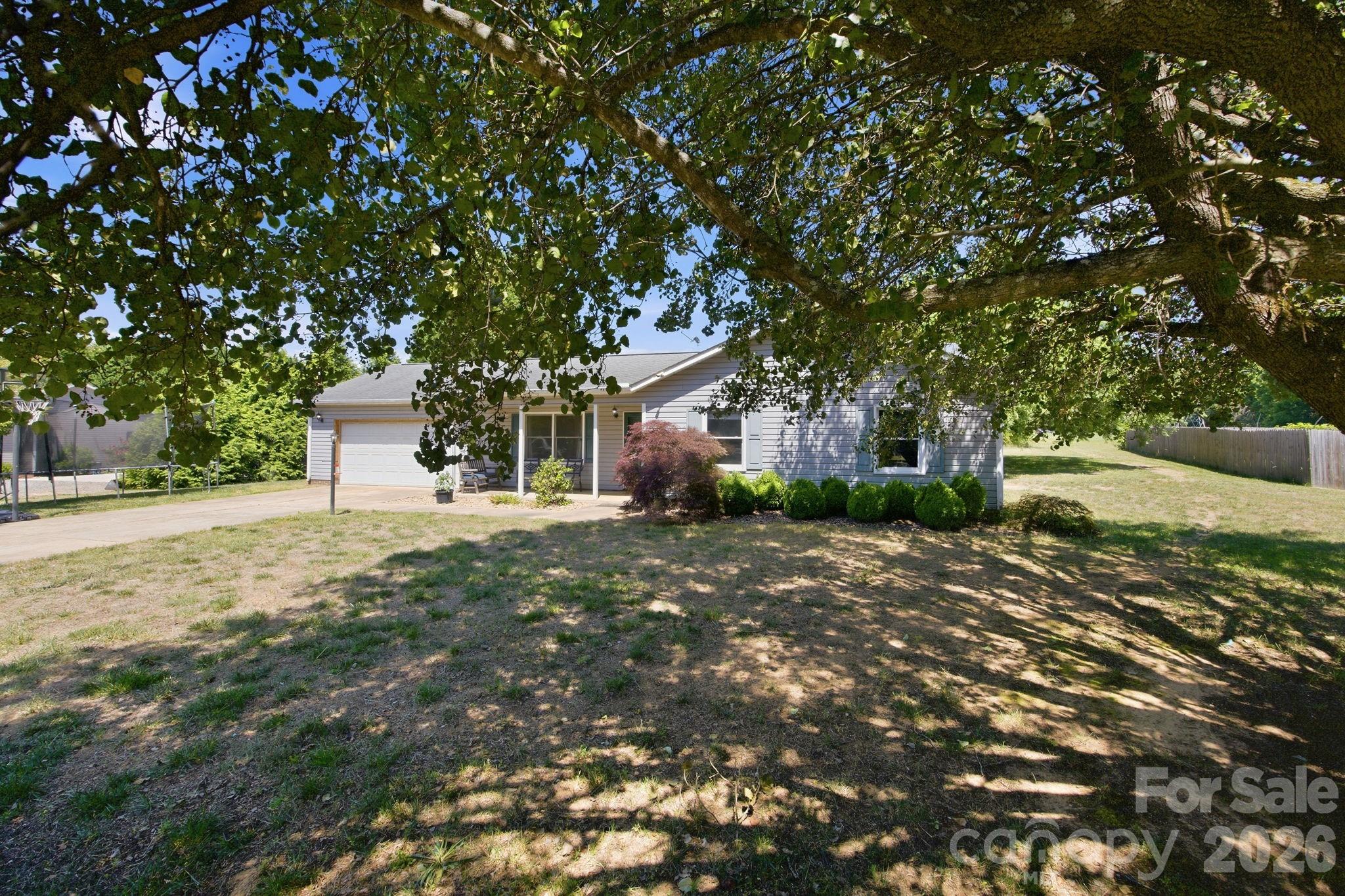 129 Salem Meadow Drive Statesville NC 28625