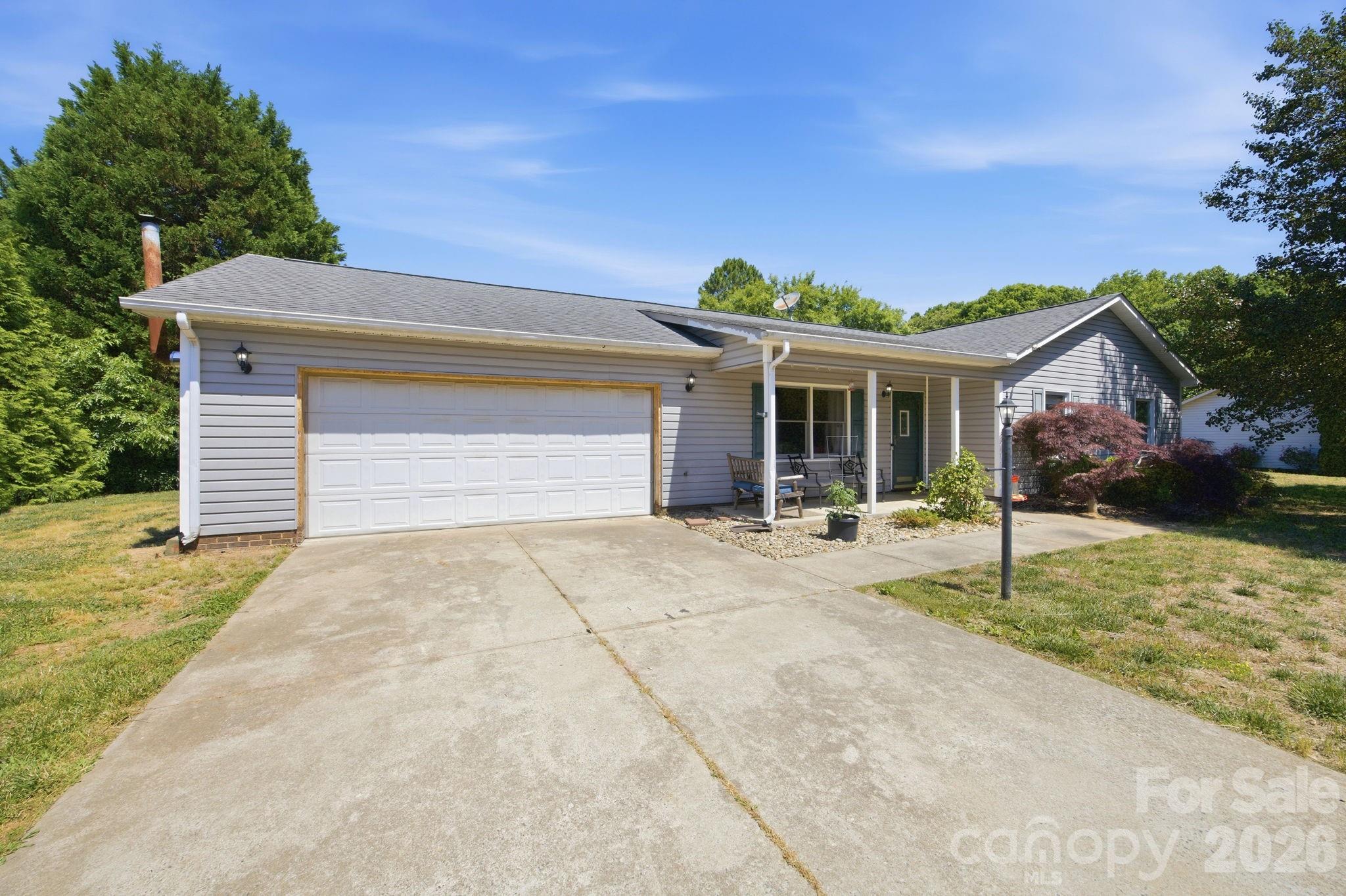 129 Salem Meadow Drive Statesville NC 28625