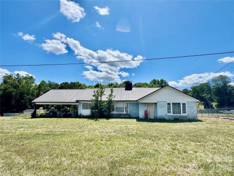 1263 Nc 16 Highway N Taylorsville NC 28681