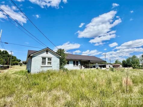 1263 Nc 16 Highway N Taylorsville NC 28681