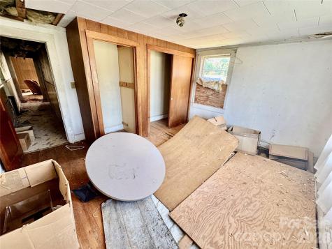 1263 Nc 16 Highway N Taylorsville NC 28681