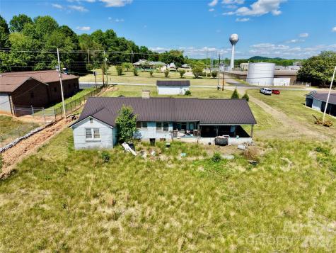 1263 Nc 16 Highway N Taylorsville NC 28681