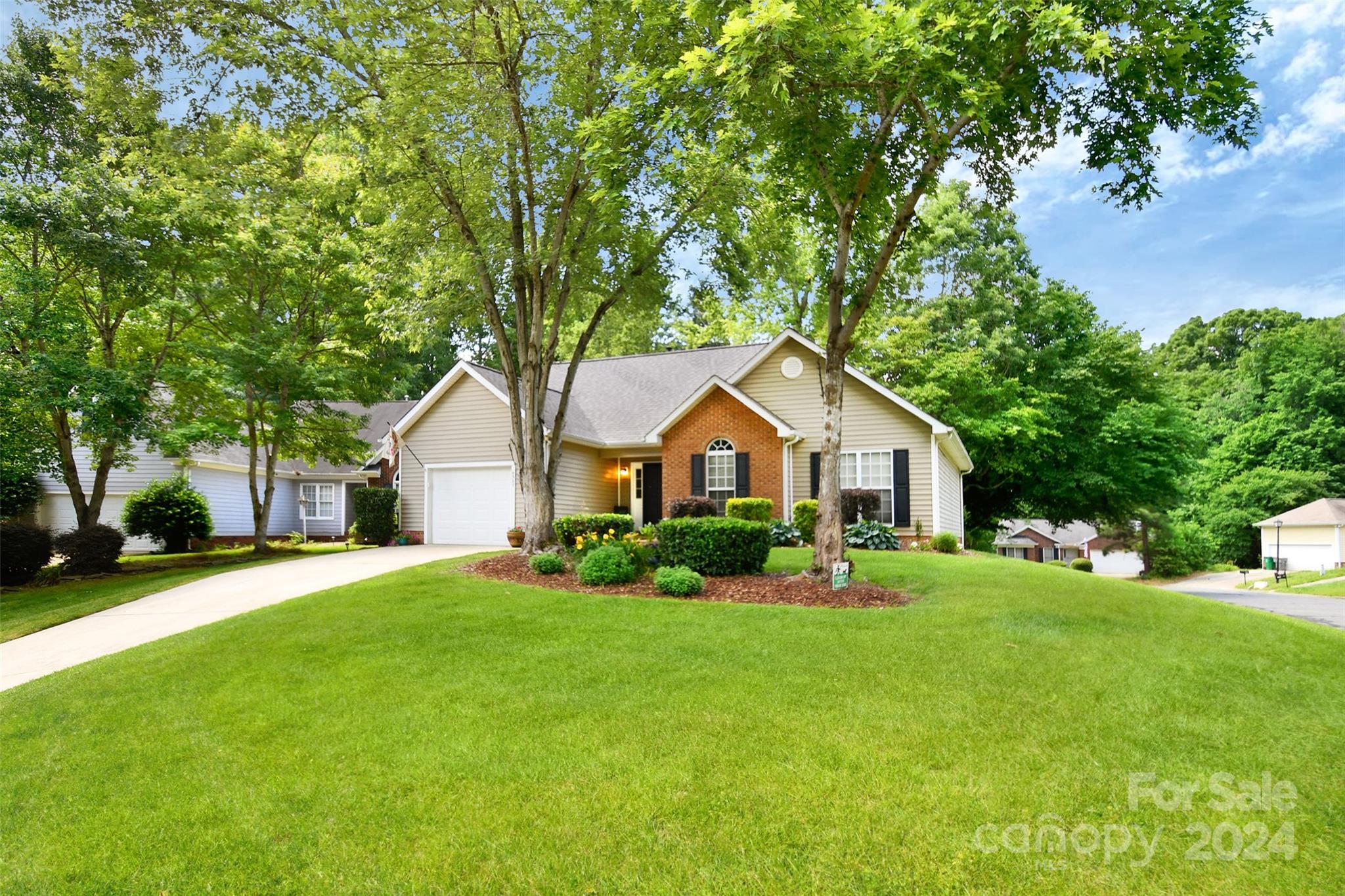 4307 Stonefield Drive Charlotte NC 28269