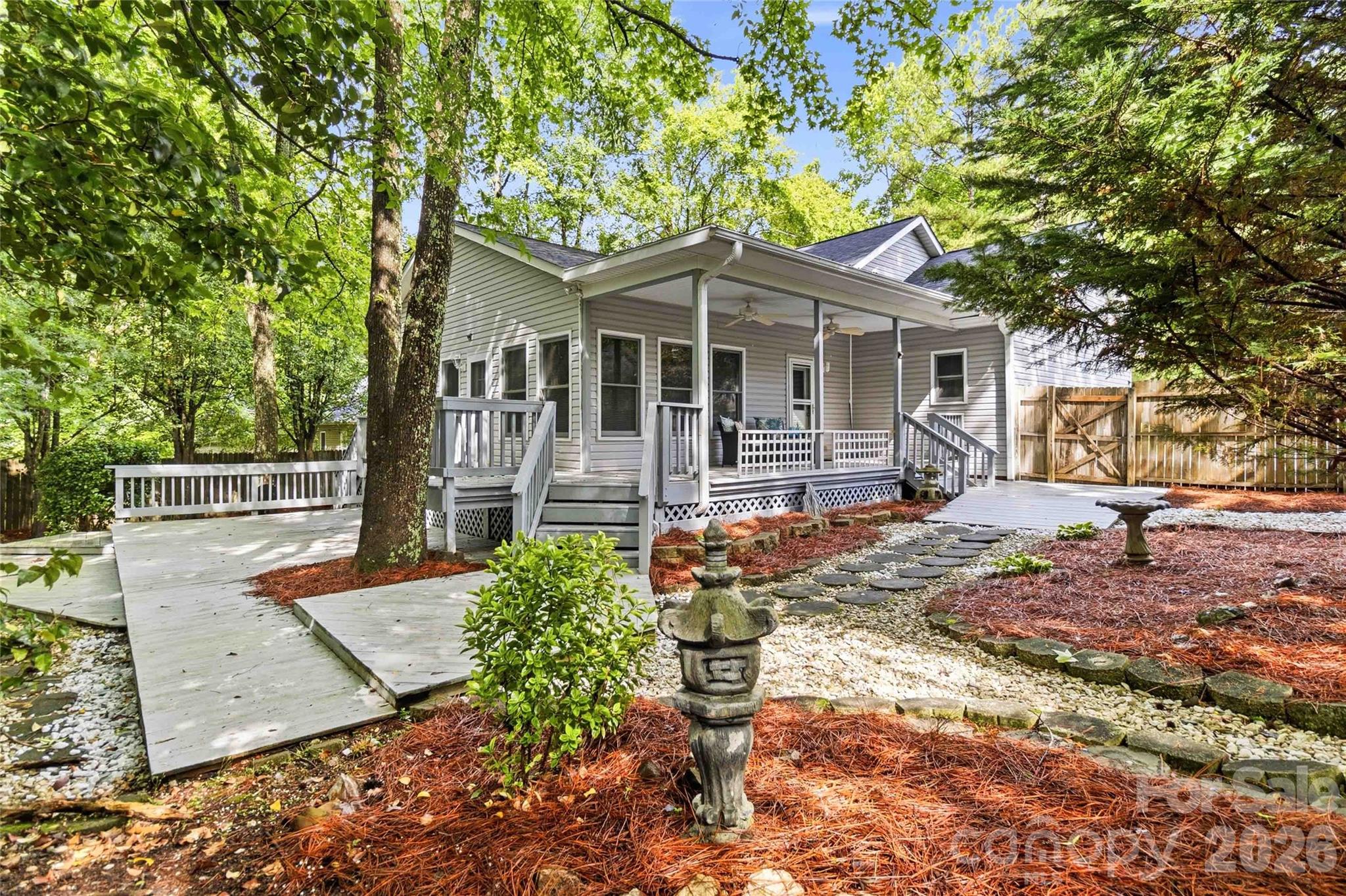 325 Enchanted Drive Matthews NC 28104