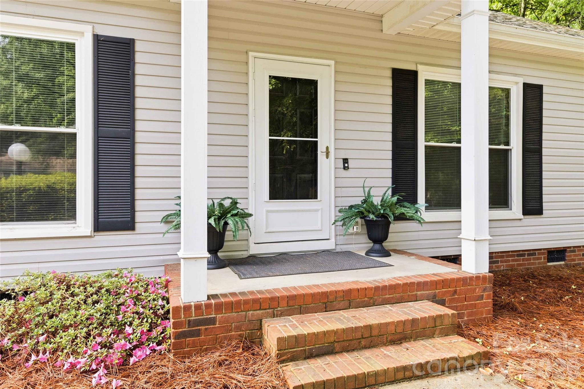 325 Enchanted Drive Matthews NC 28104