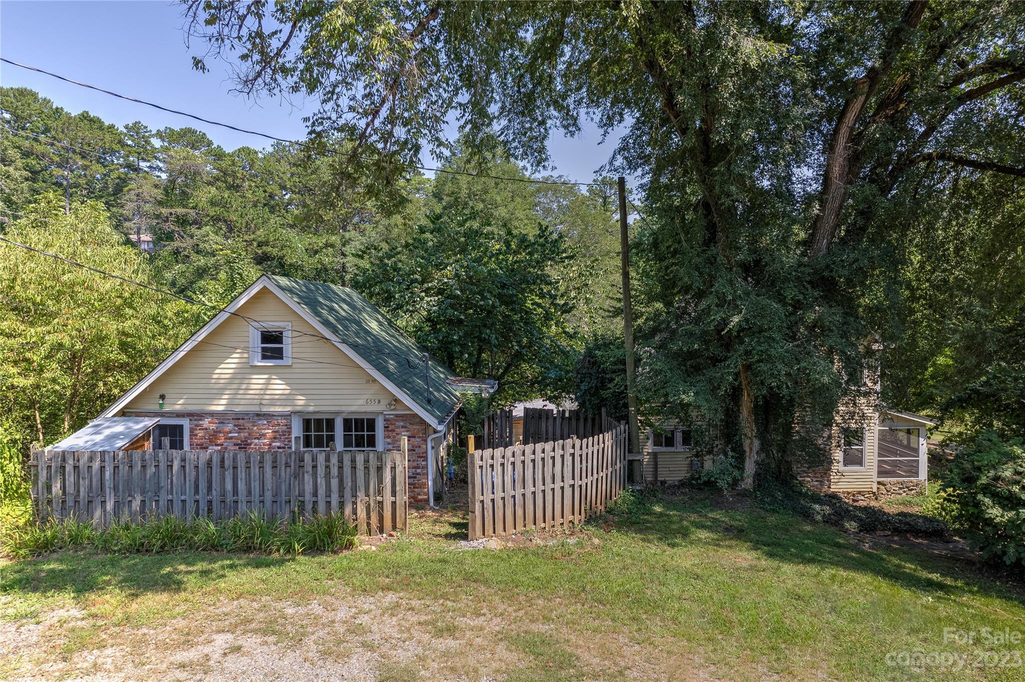 655 New Haw Creek Road Asheville NC 28805