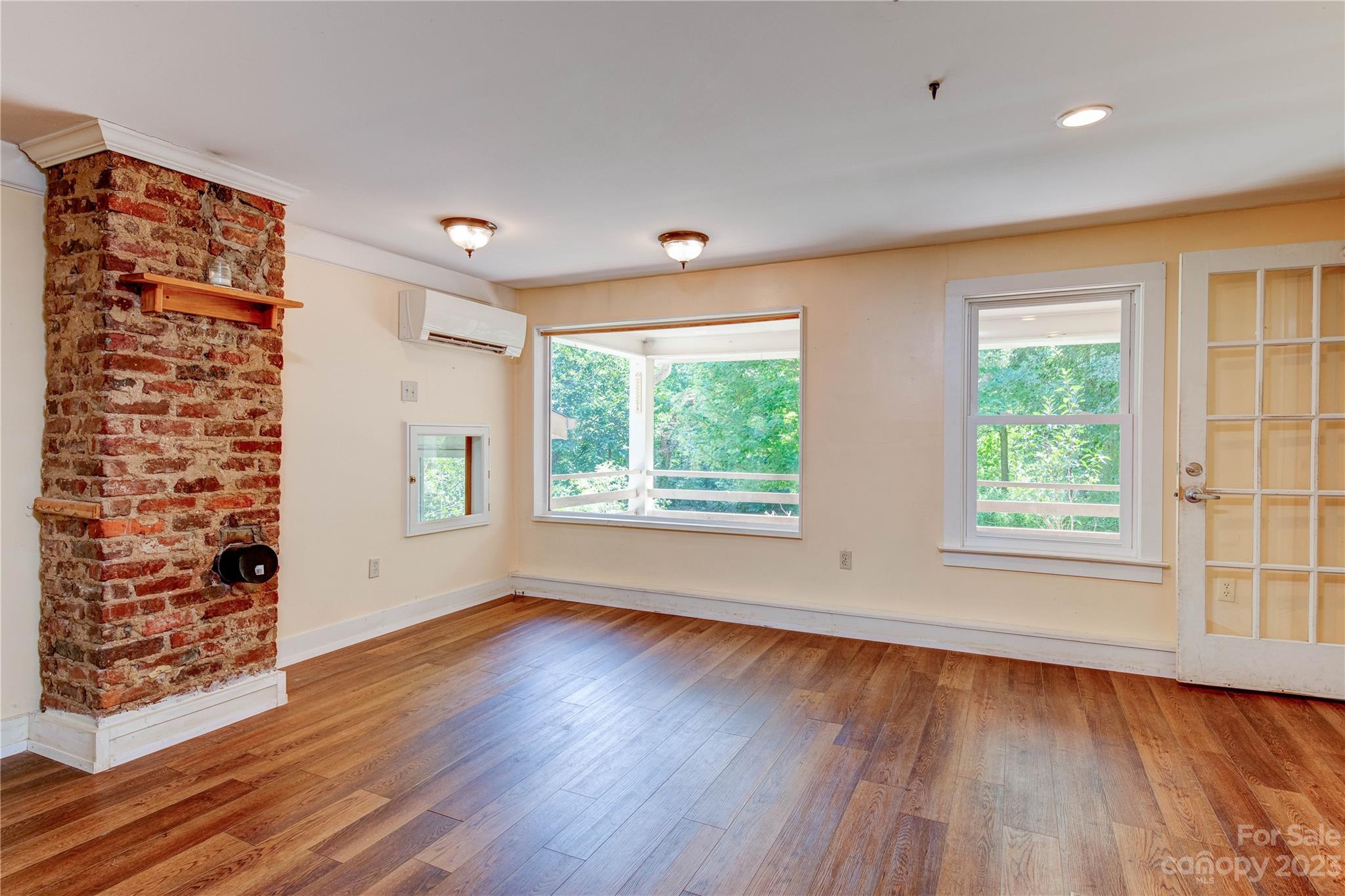 655 New Haw Creek Road Asheville NC 28805