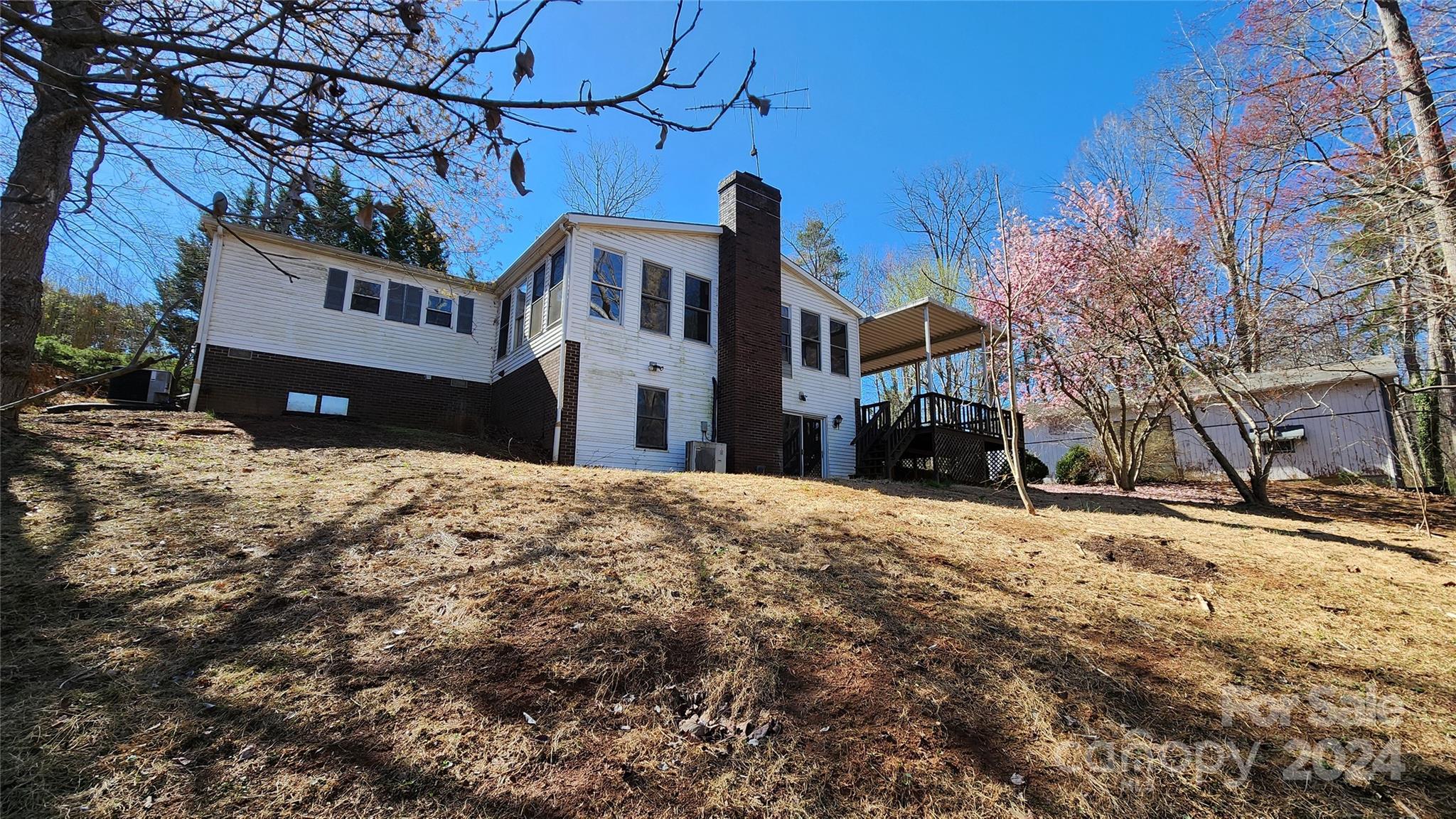 107 Roberts Lane Morganton NC 28655