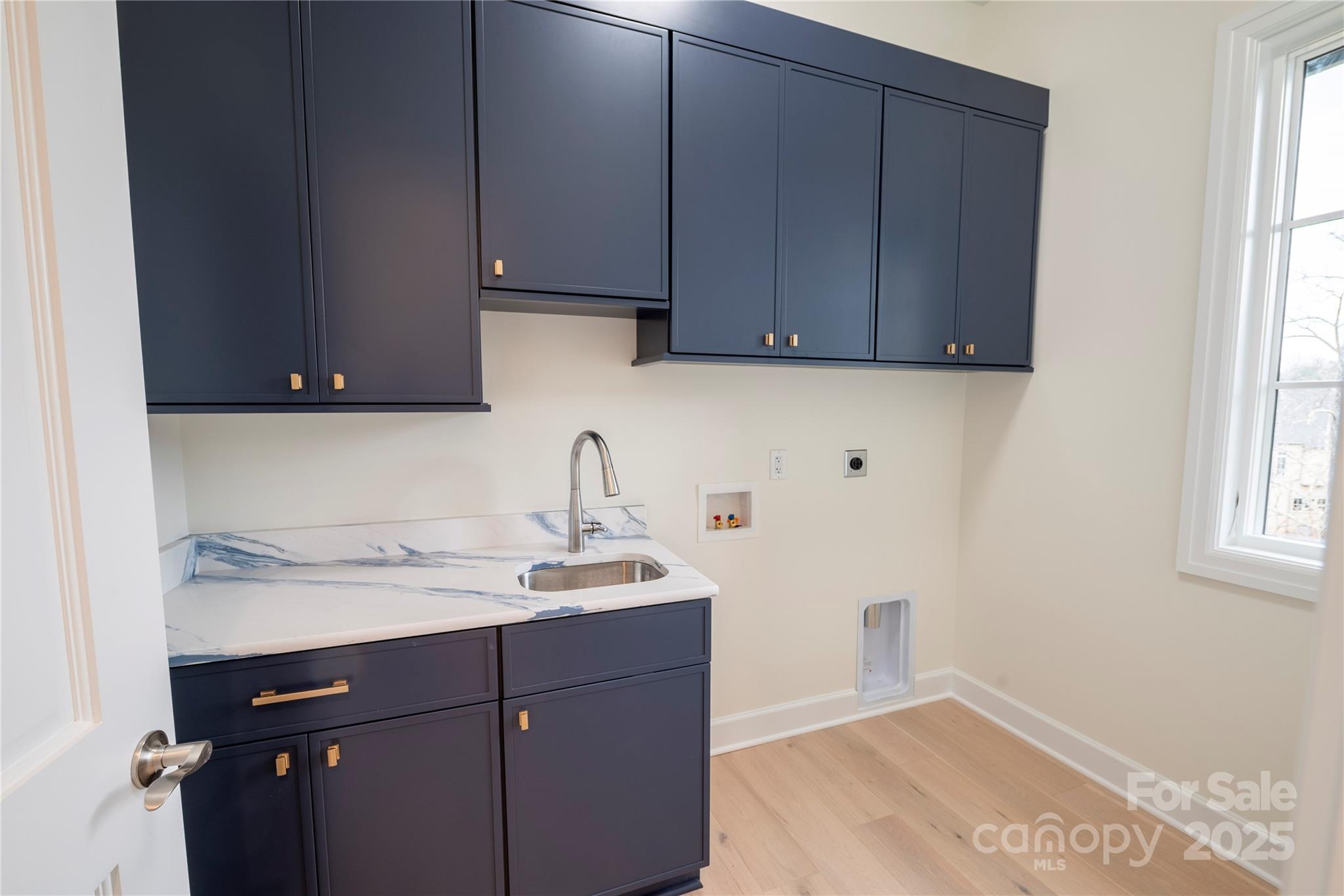 15 Evian Court Asheville NC 28804