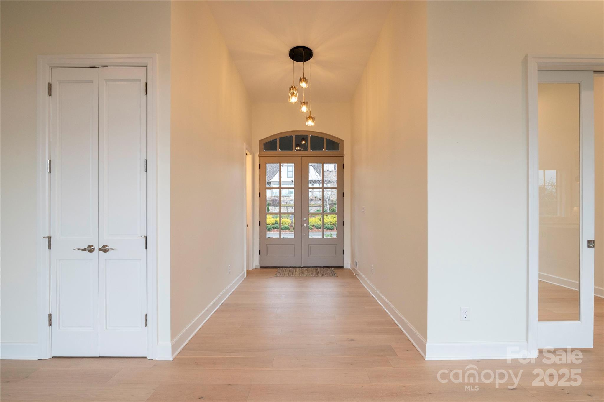 15 Evian Court Asheville NC 28804