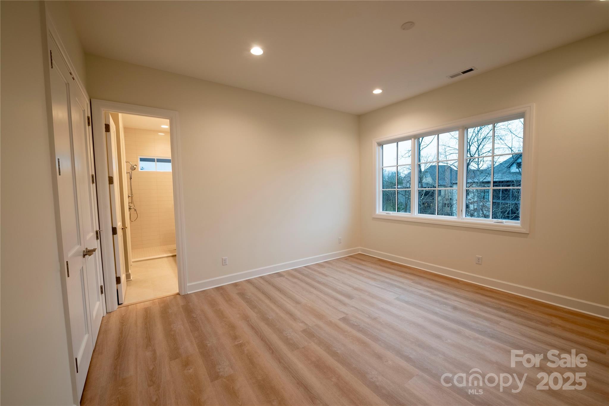 15 Evian Court Asheville NC 28804