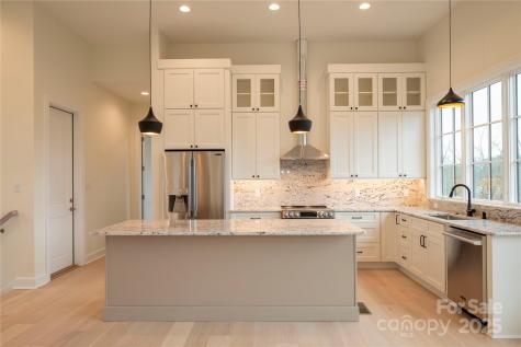 15 Evian Court Asheville NC 28804