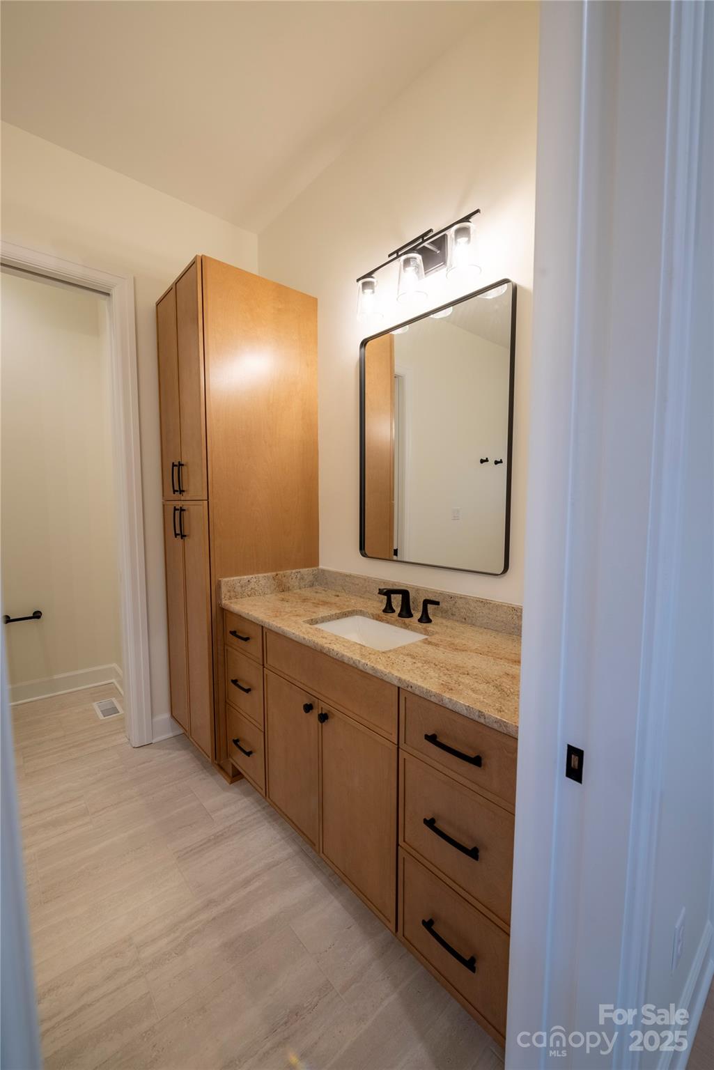 15 Evian Court Asheville NC 28804