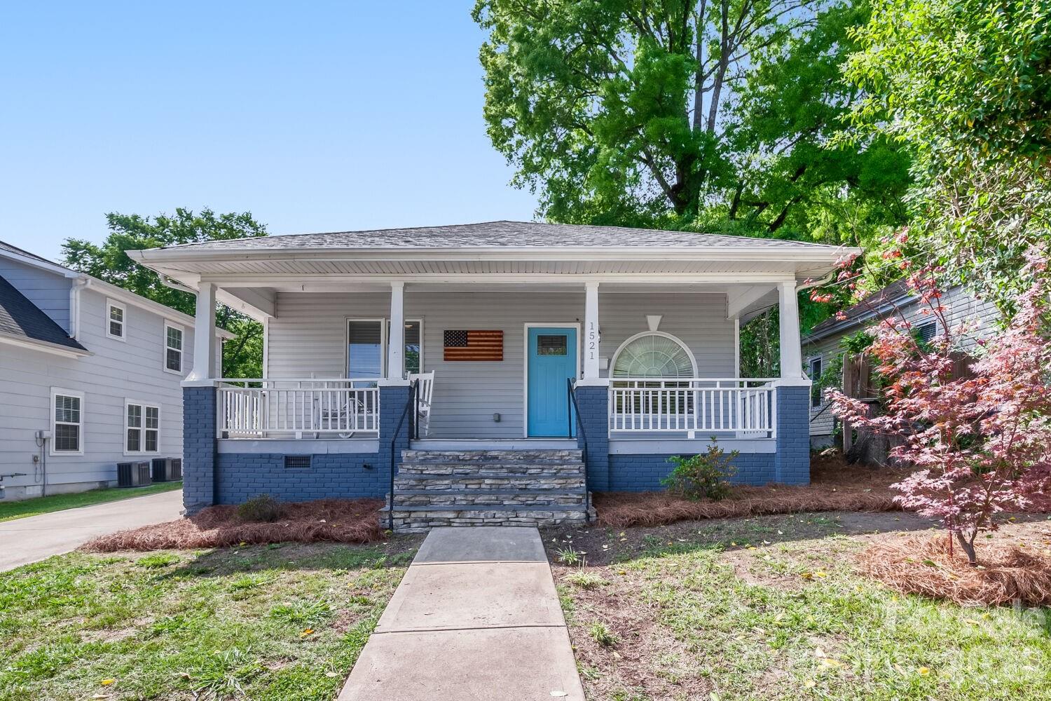 1521 Hawthorne Lane Charlotte NC 28205