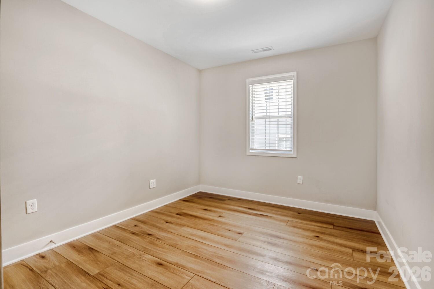 1521 Hawthorne Lane Charlotte NC 28205