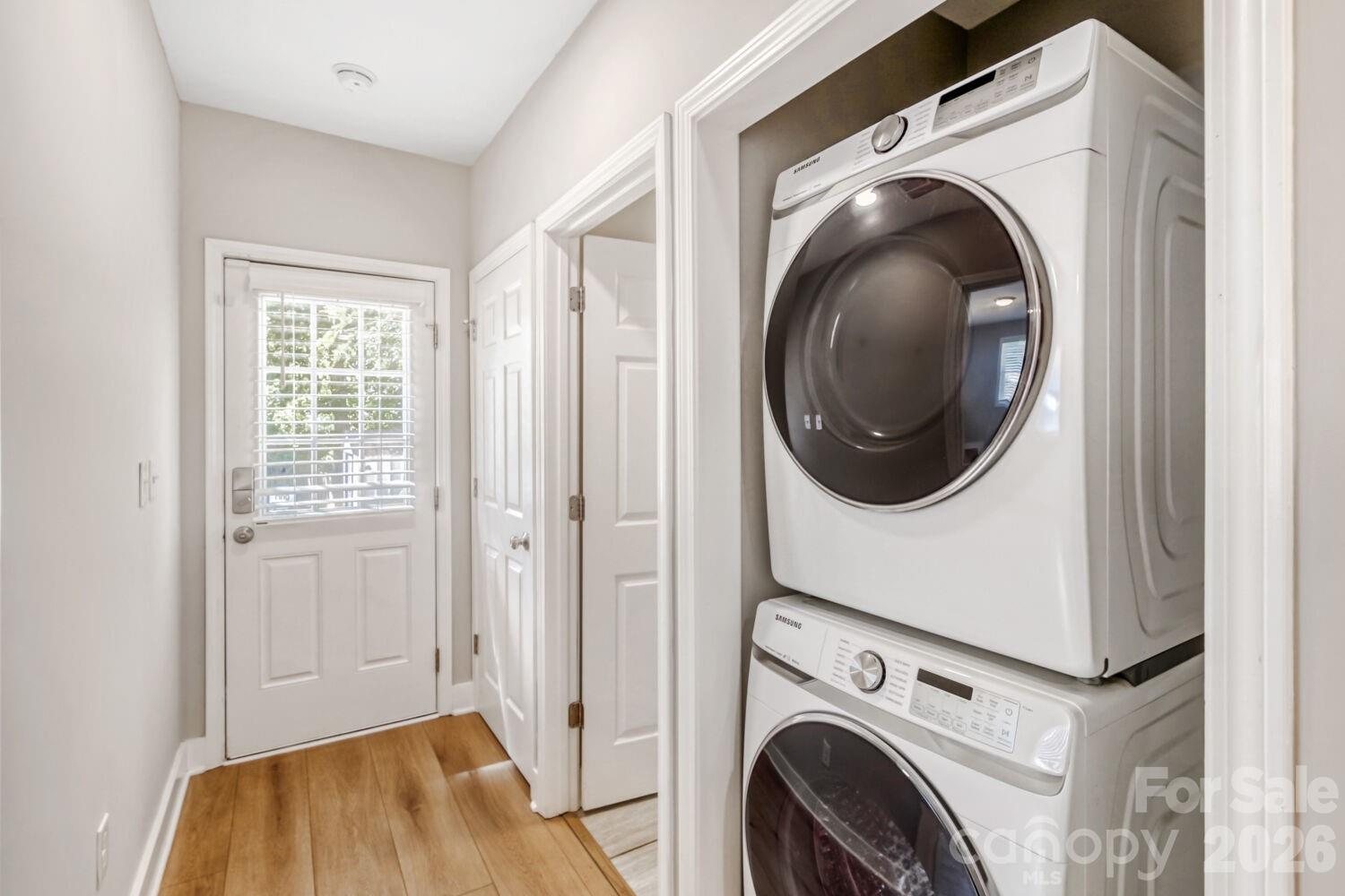 1521 Hawthorne Lane Charlotte NC 28205