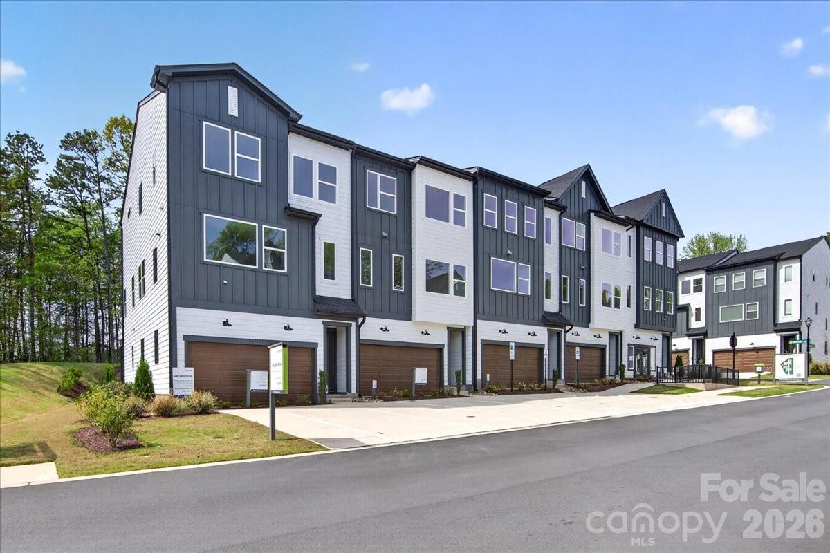 7921 Cedarsmith Court Charlotte NC 28217